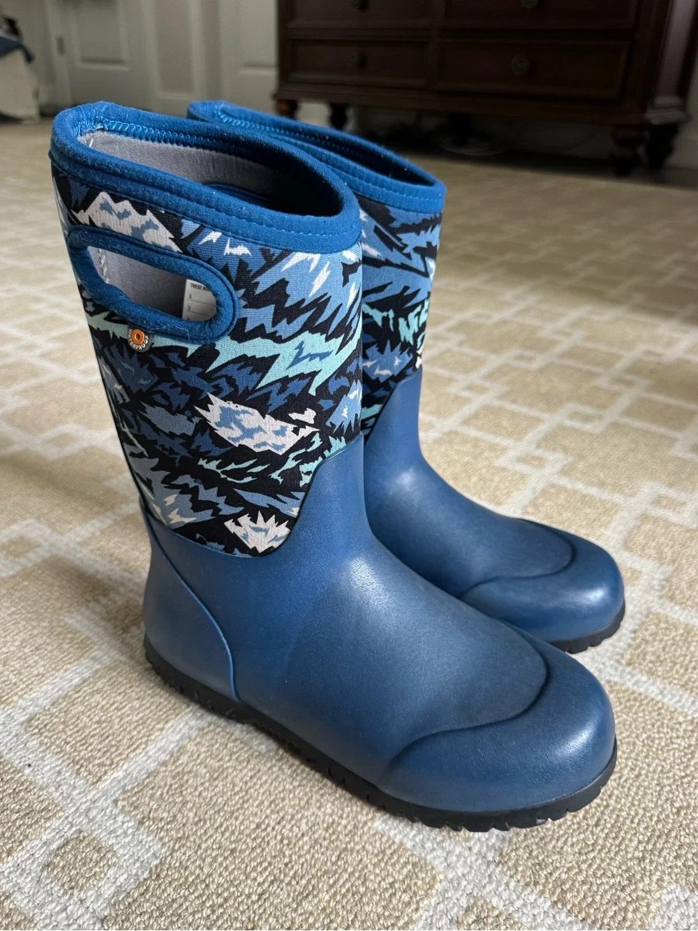 BOGS York Waterproof Insulated Winter Snow Boots Blue Mountain Print Kids Size 5